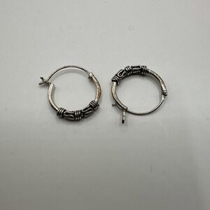 Silver Tone Easring Hoops‎ 1/2 "